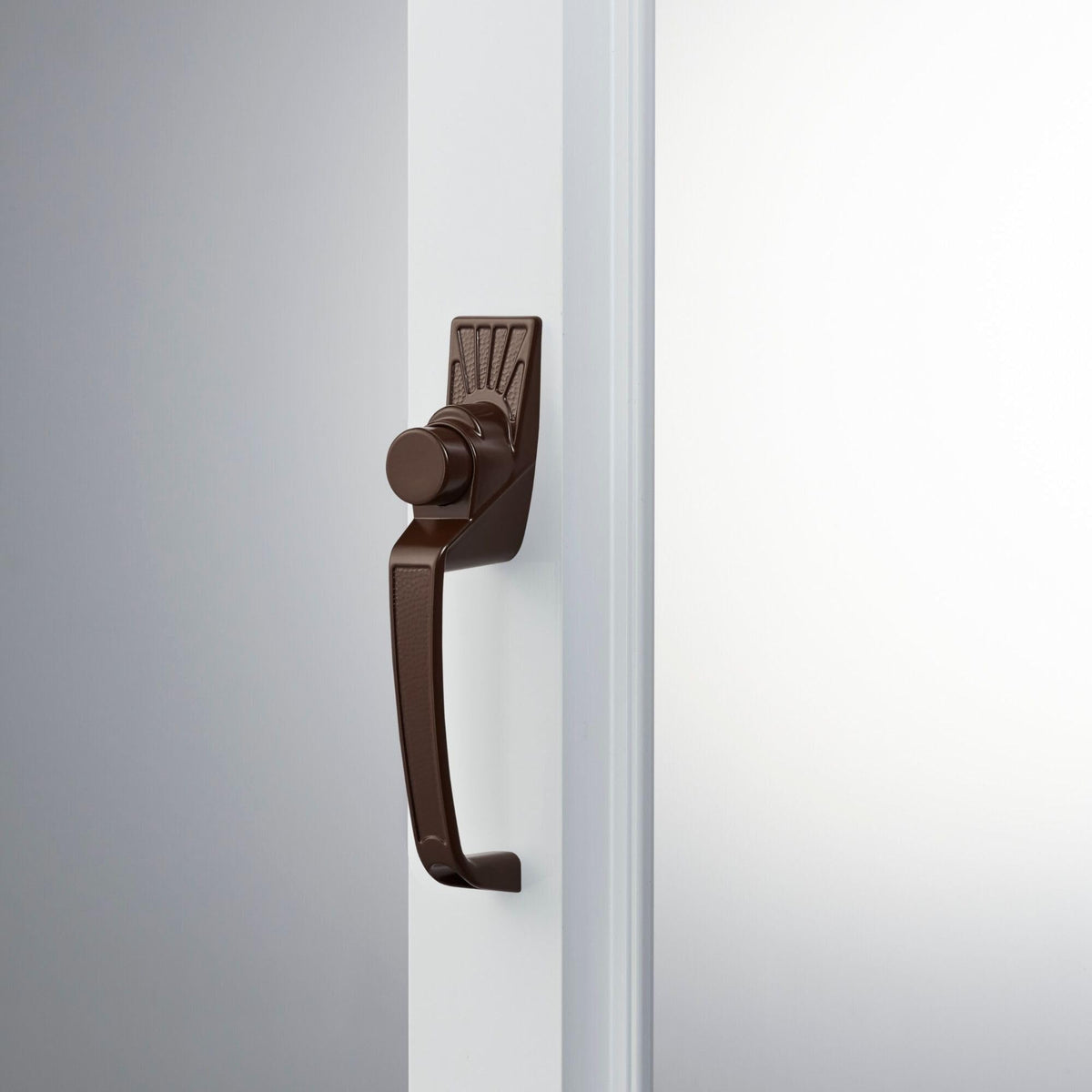 Ideal Security Model 910 Classic Push Button Handle with Latch, Brown