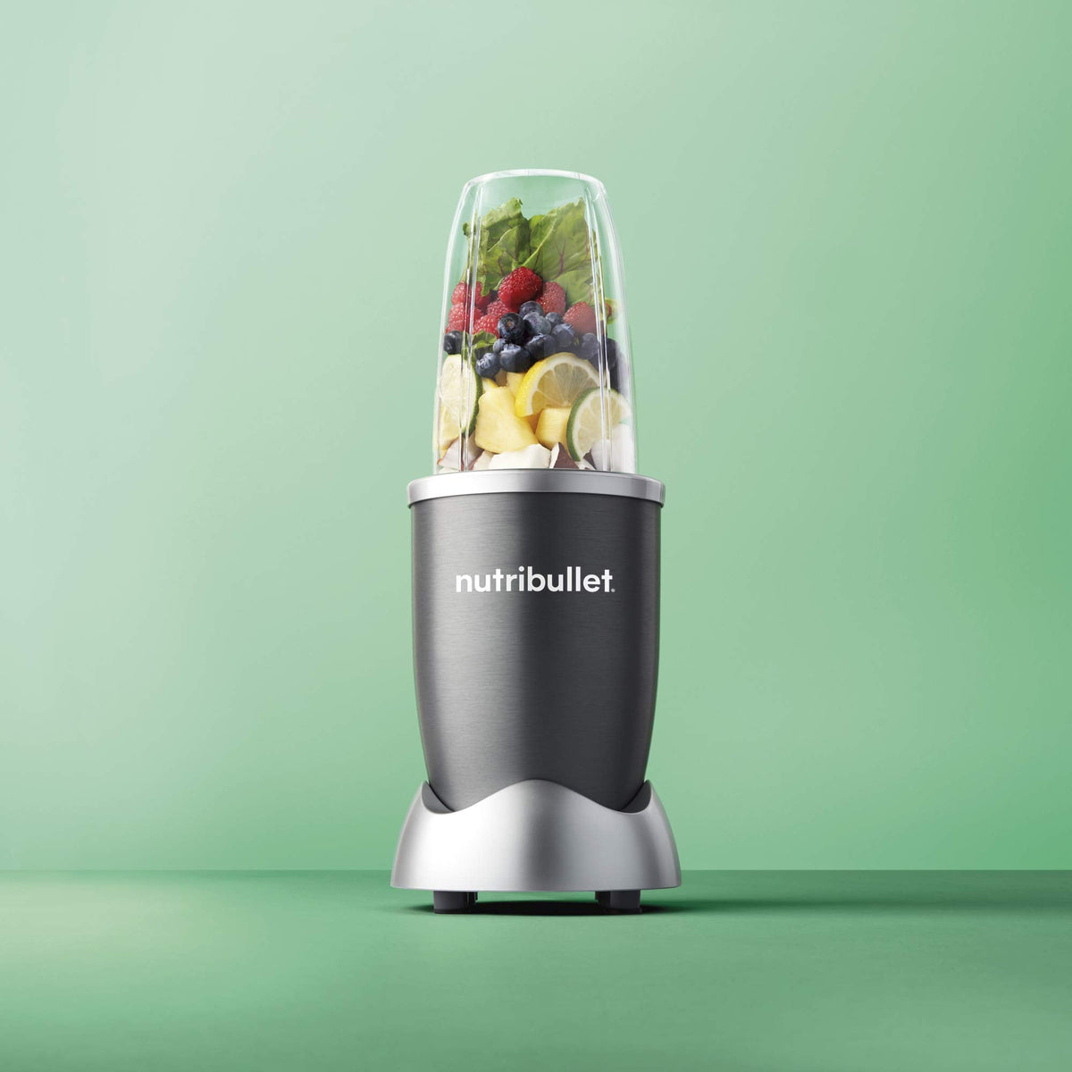 NutriBullet 600 Nutrition Extractor Blender System, Silver (8 Piece)
