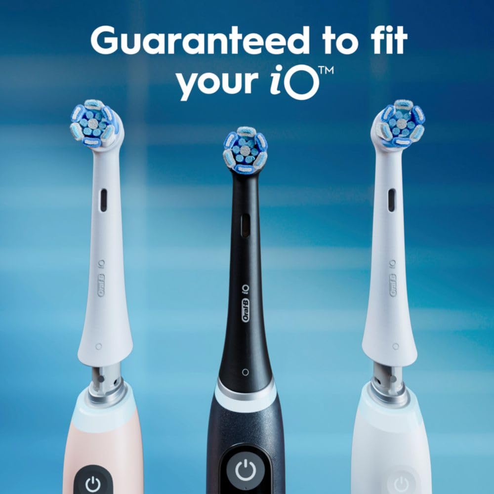 Oral-B iO Brush Heads, White, 4 Ultimate Clean + 1 Gentle Care