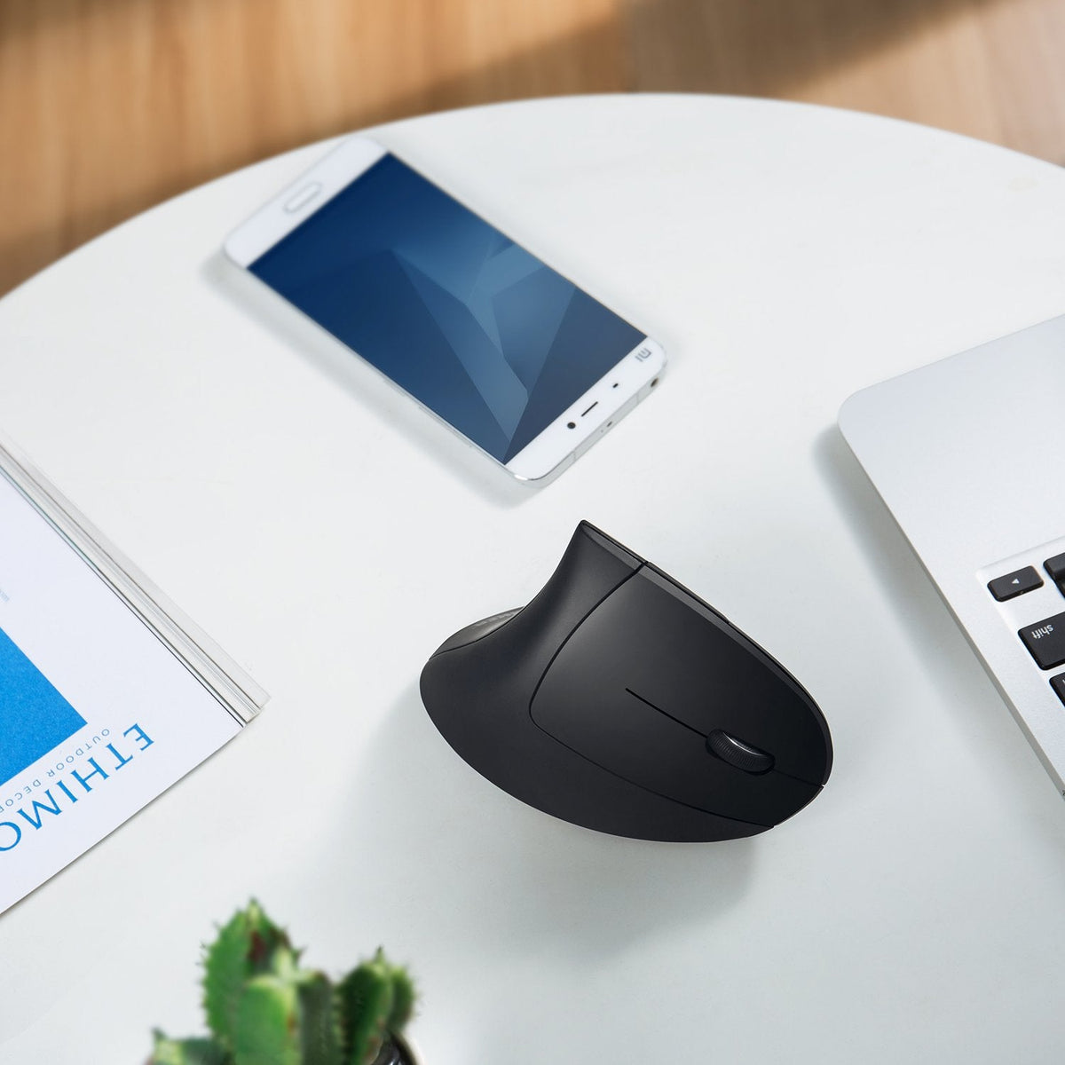 Anker 2.4G Wireless Vertical Ergonomic Mouse, 5 Buttons, Black