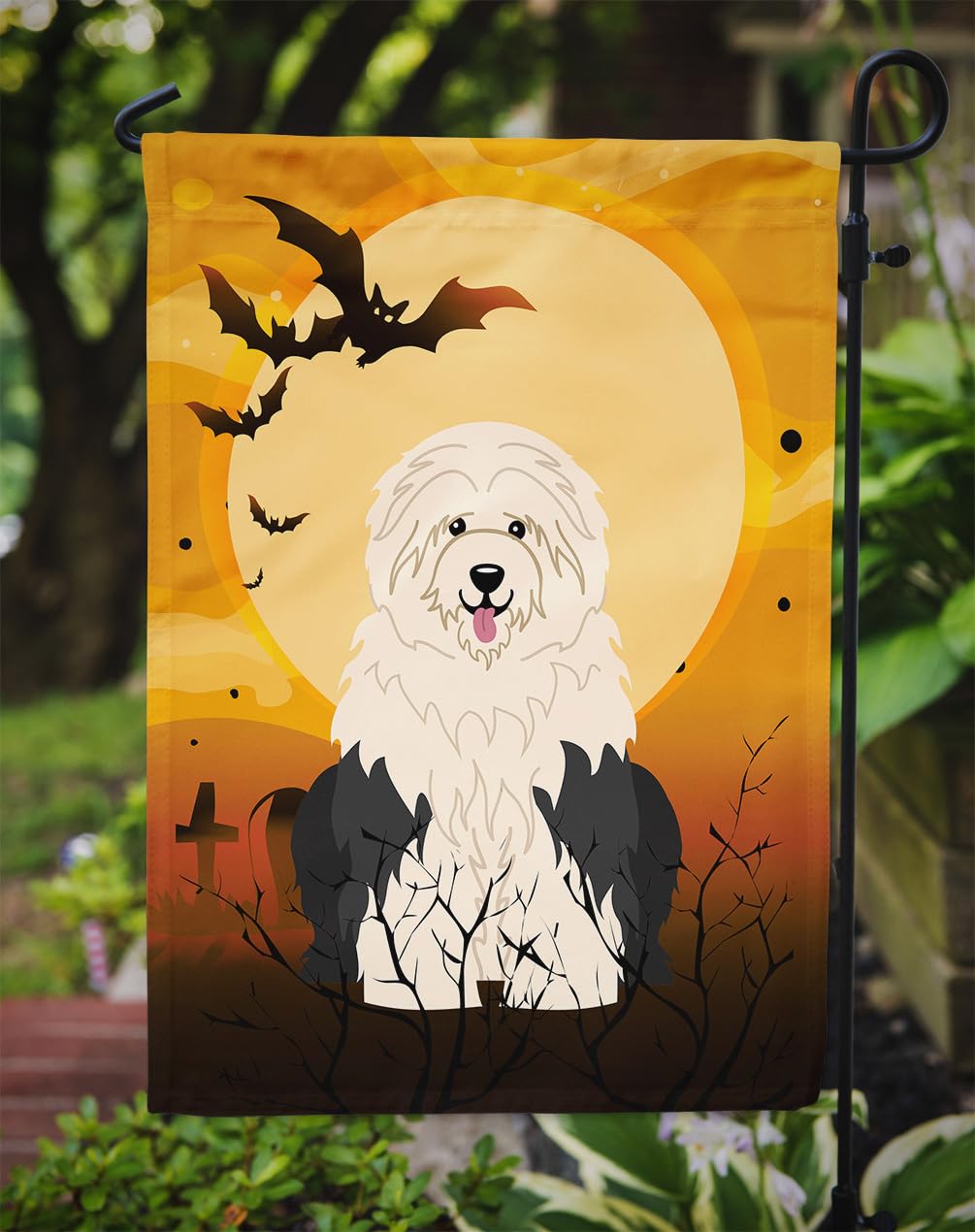 Caroline's Treasures BB4362GF Halloween Old English Sheepdog Flag Garden Size