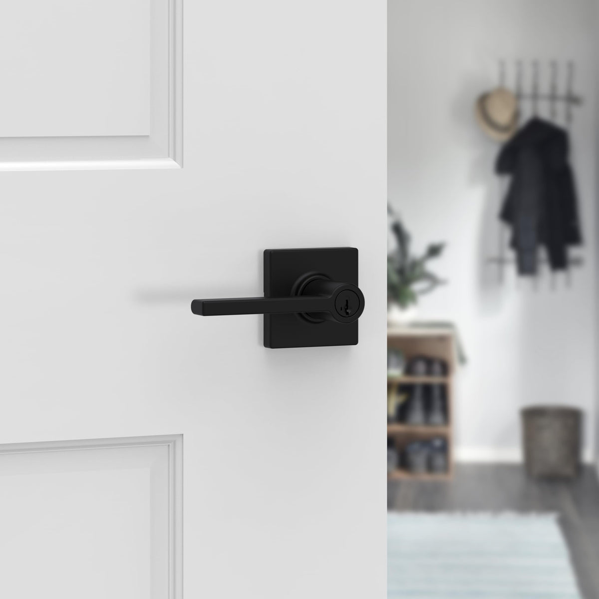 Weiser Casey Reversible Front Door Handle with Lock, Matte Black