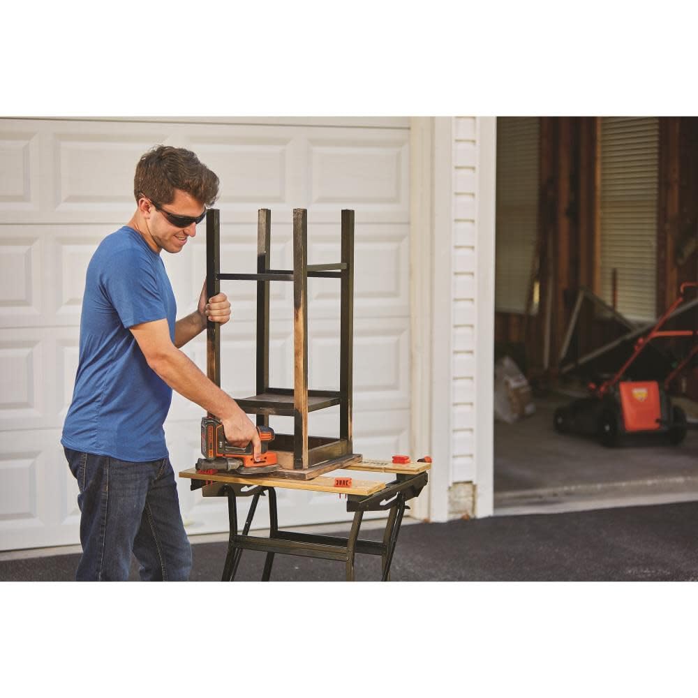 Black+Decker 20V MAX Cordless Detail Sander with Battery (BDCMS20C)