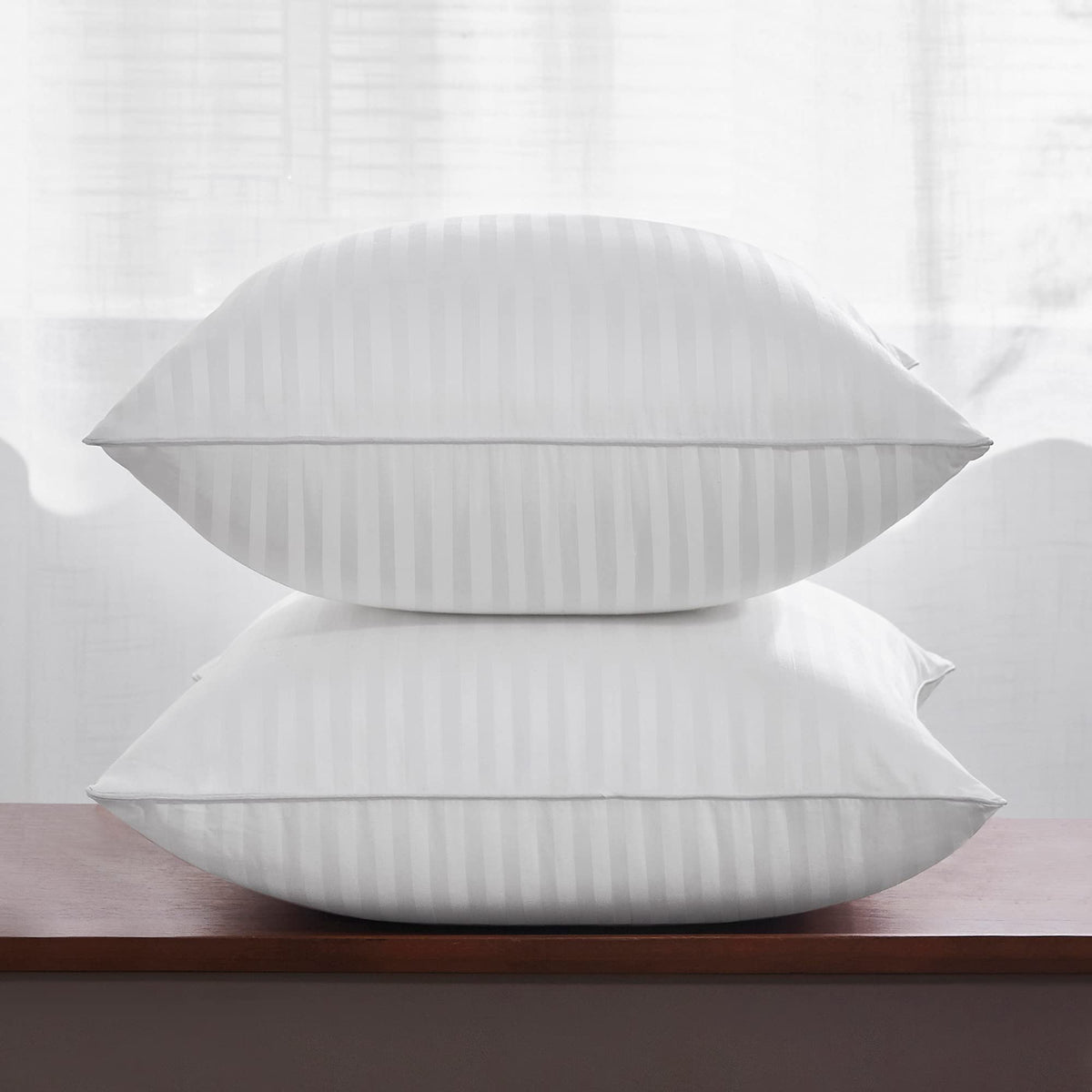 Oubonun Throw Pillow Inserts, 18 x 18, Pack of 2