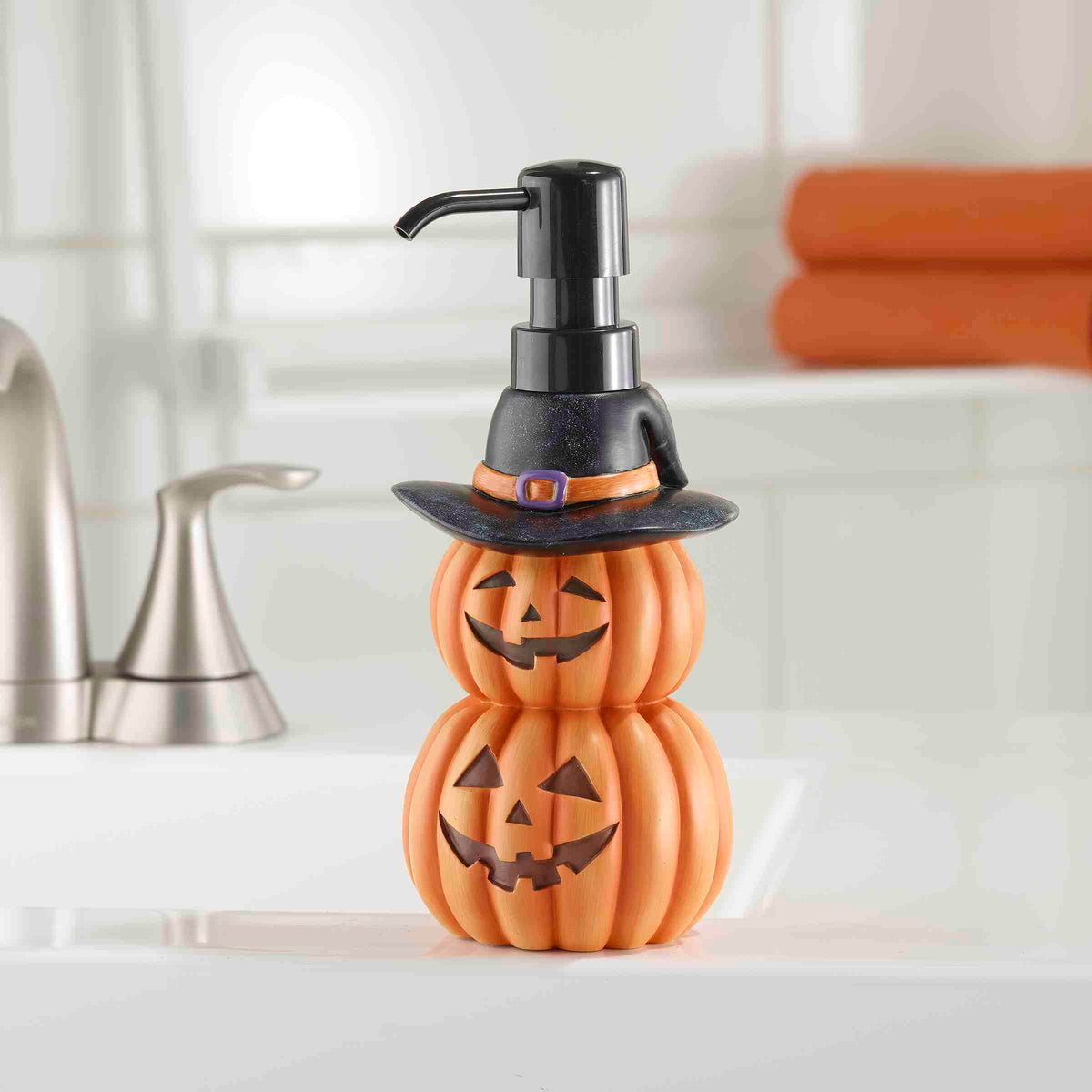 Avanti Linens Halloween Pumpkin Patch Soap Dispenser Lotion Pump