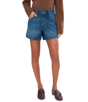 Levi's Women's Cinch Mid-Thigh Short, Kiss Goodbye (Lightweight), 26