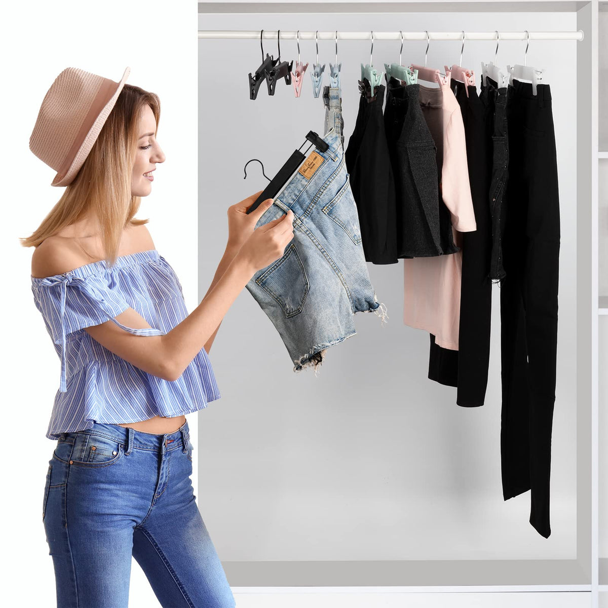 Lamitocs Swivel Pants Hangers with Clips, Black (10 Pack)