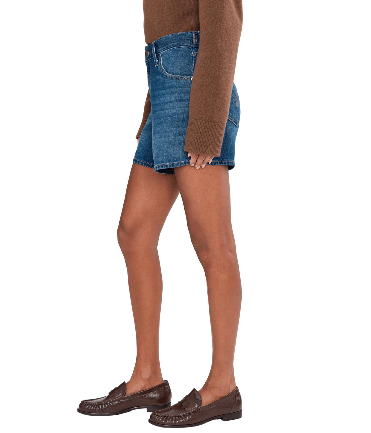 Levi's Women's Cinch Mid-Thigh Short, Kiss Goodbye (Lightweight), 26