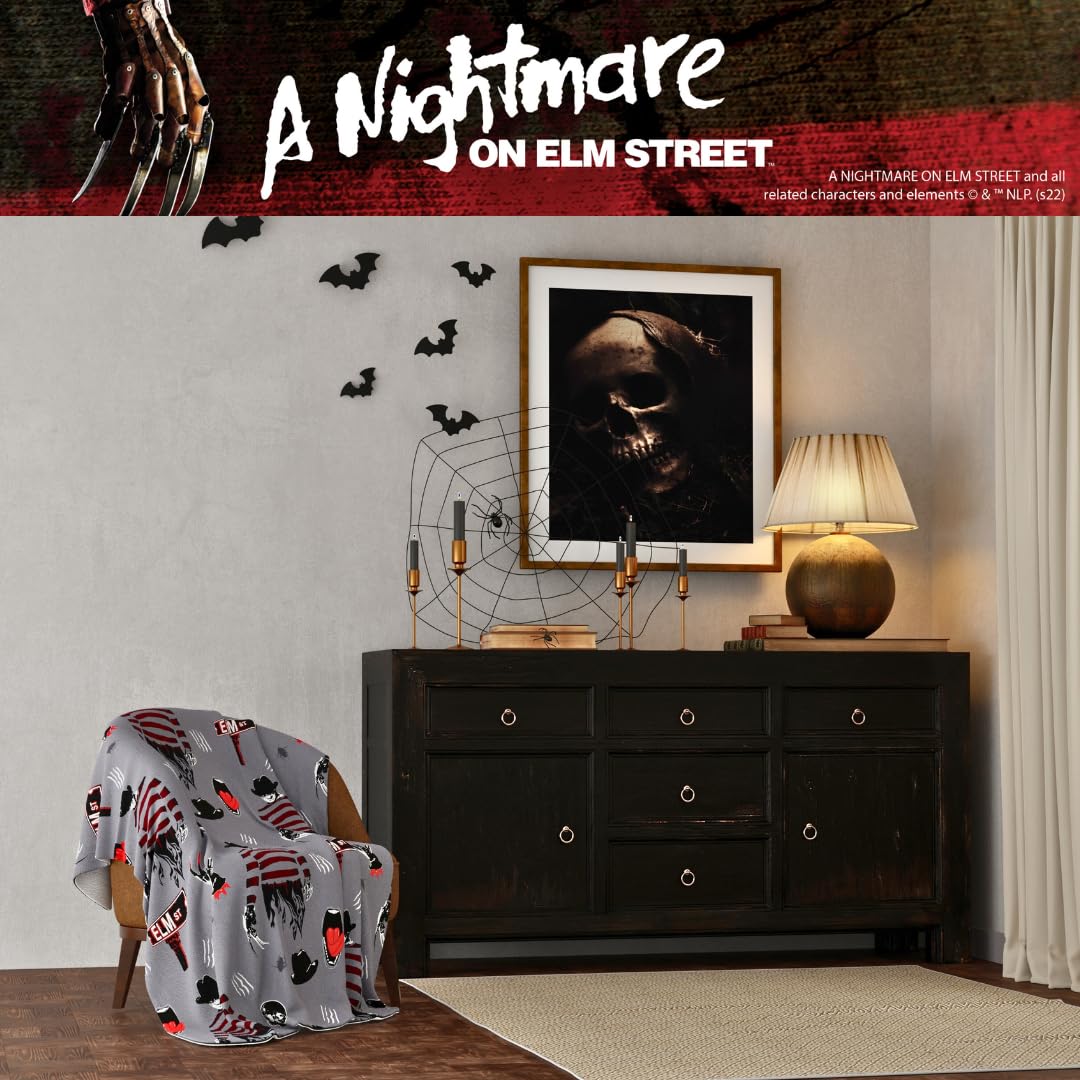 Franco Collectibles A Nightmare on Elm Street Halloween Throw Blanket
