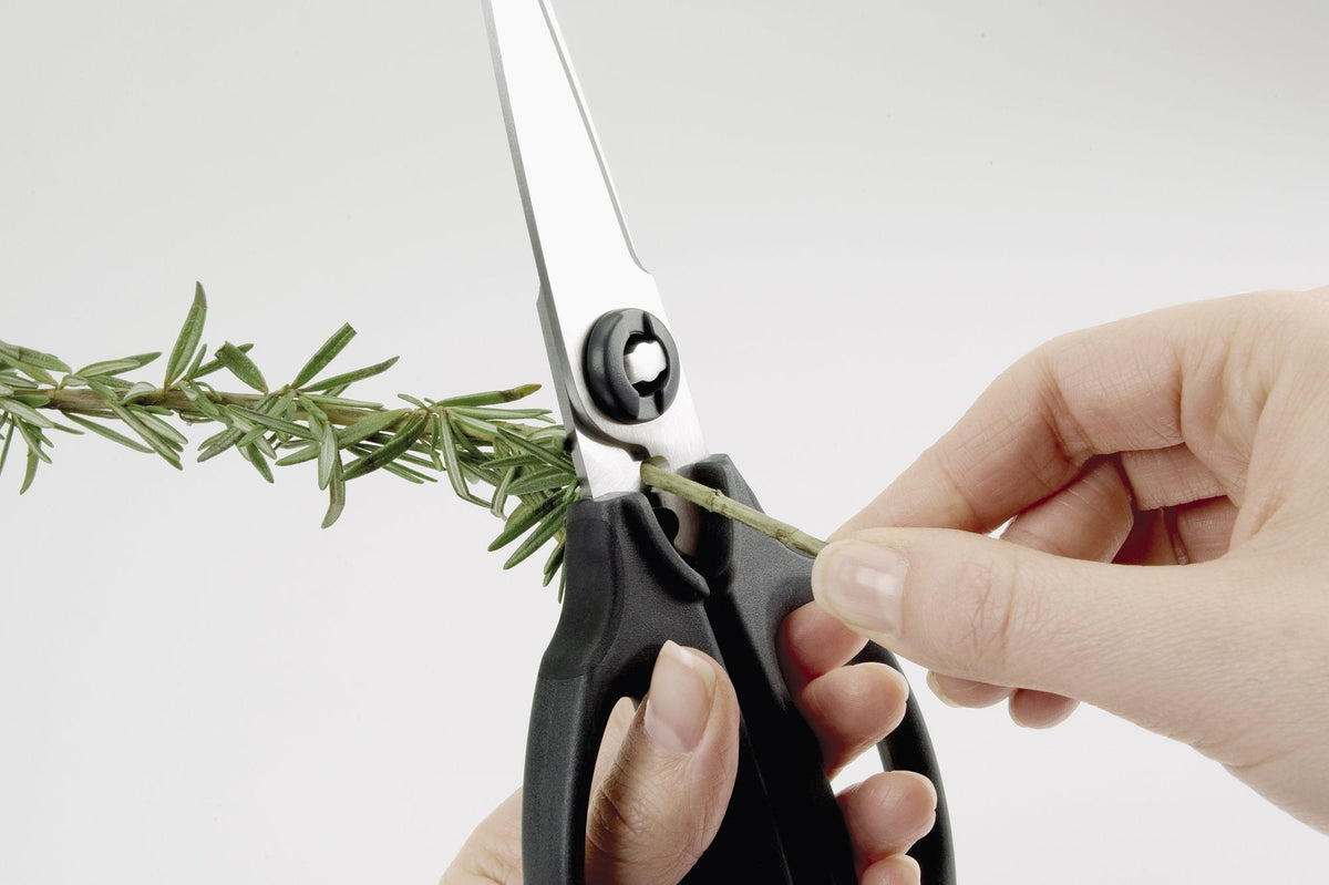 OXO Good Grips Kitchen Shears, Black, 8.75"