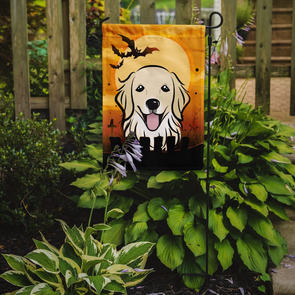 Caroline's Treasures BB1763GF Halloween Golden Retriever Garden Size Flag
