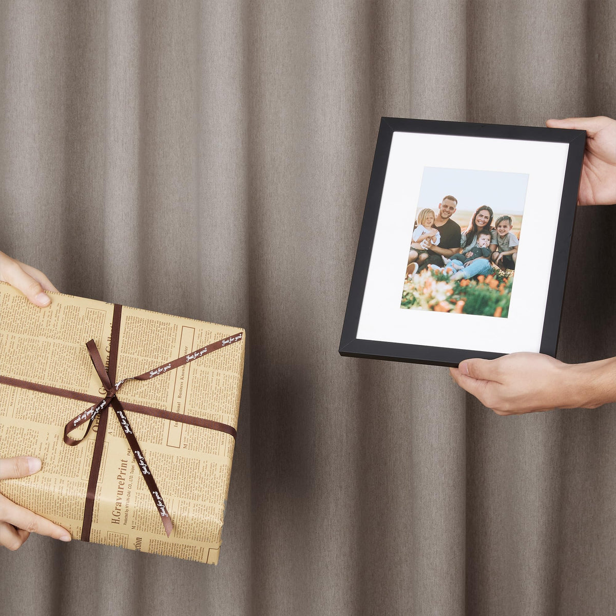 upsimples 8" x 10" Picture Frames, Black (Set of 5)