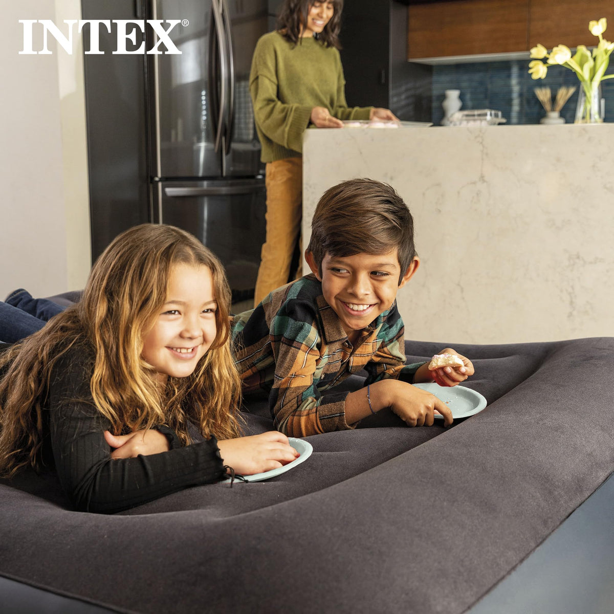 INTEX 64121ED Dura-Beam Plus Pillow Rest Air Mattress with Pump, Twin