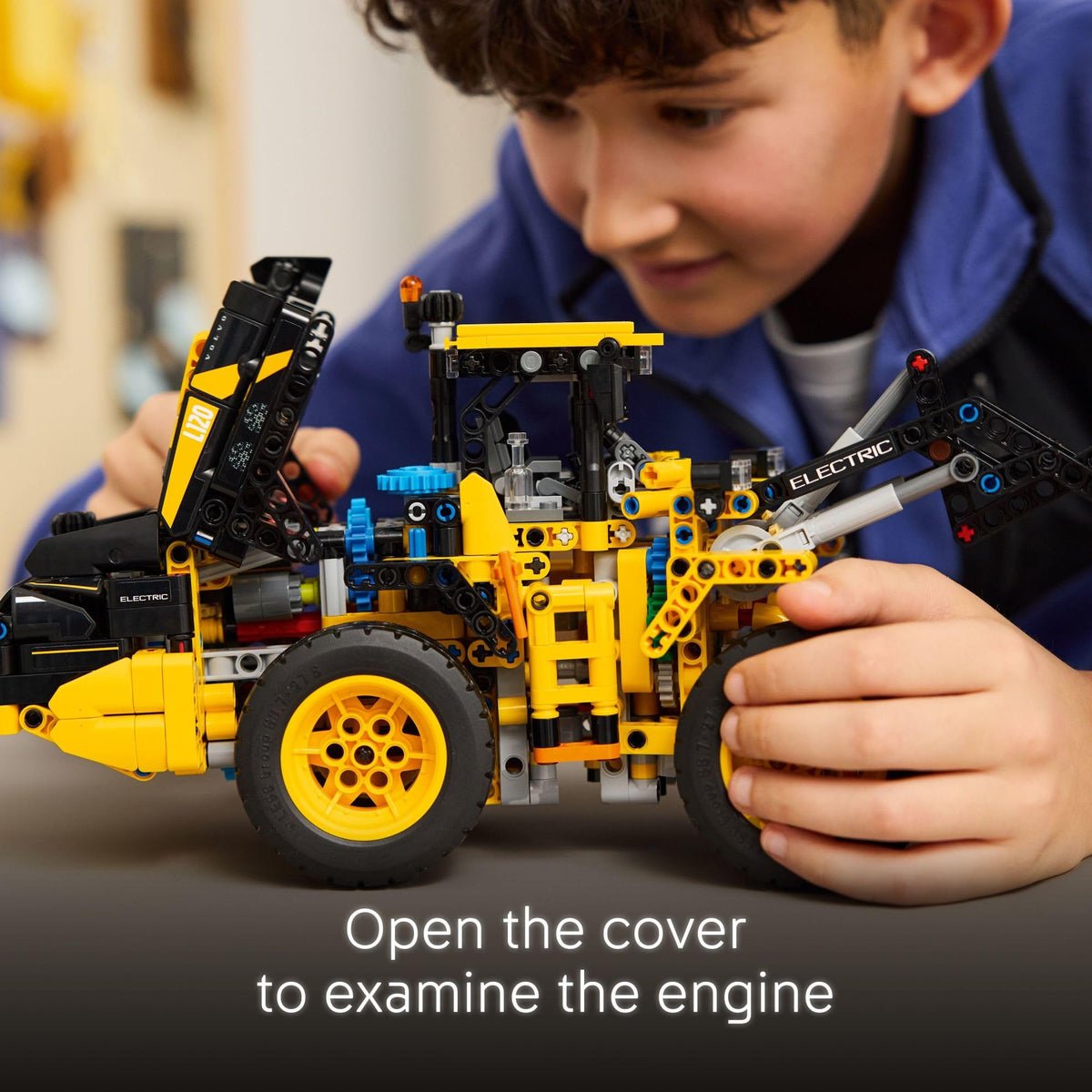 LEGO Technic Volvo L120 Electric Wheel Loader (42209)