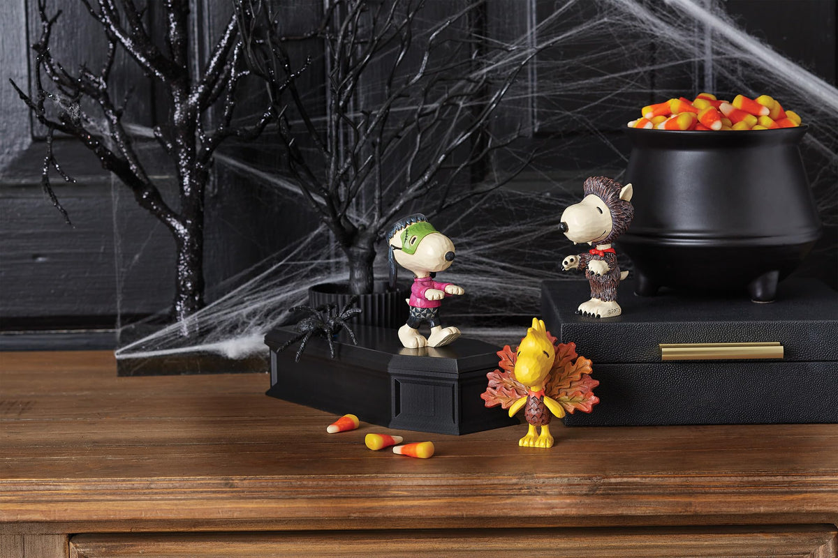 Enesco Peanuts by Jim Shore Halloween Snoopy Dressed in Werewolf Costume
