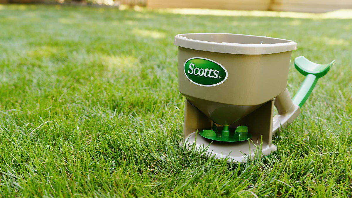Scotts Whirl Hand Held Spreader