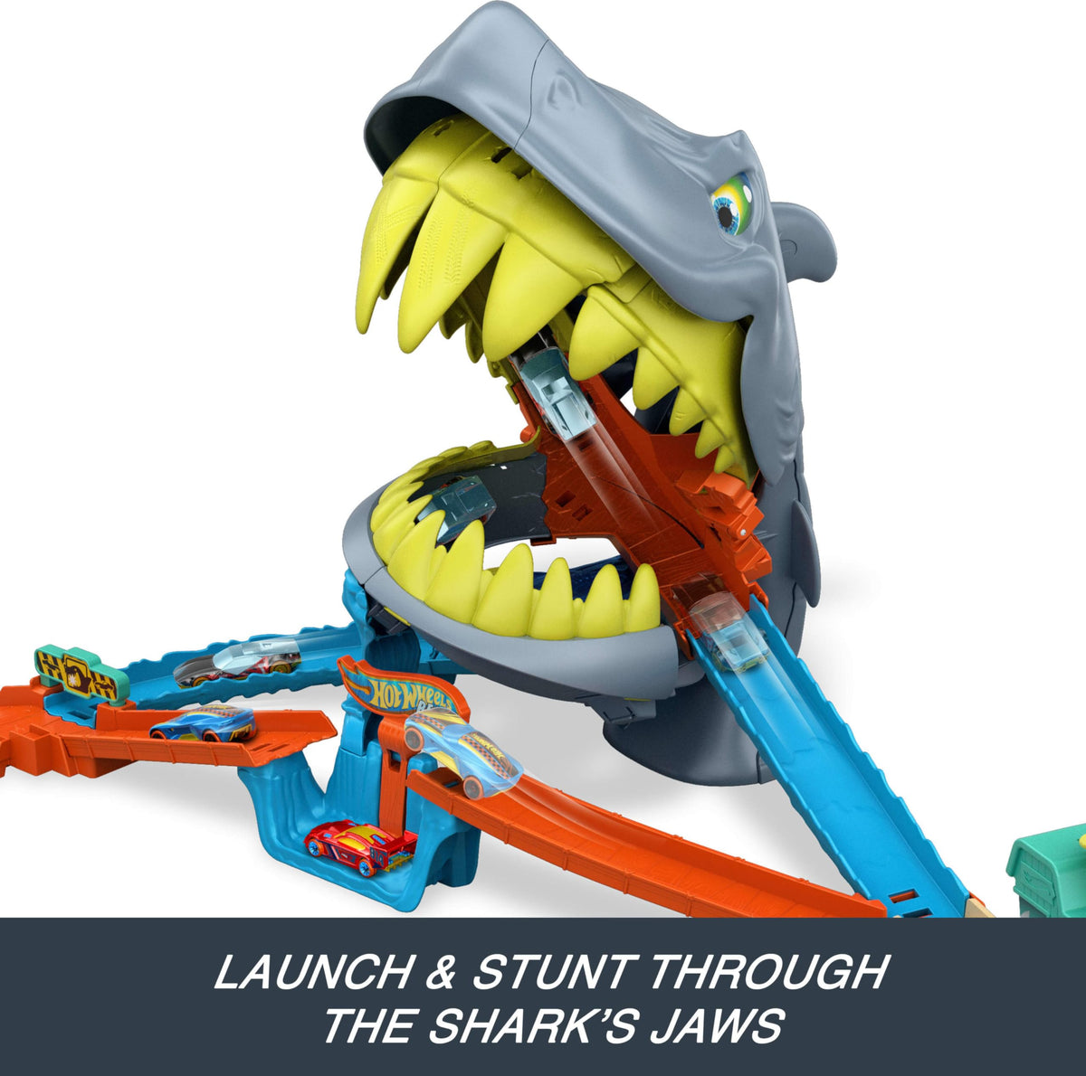 Hot Wheels City Shark Chomp Beach Playset with 1:64 Scale Car