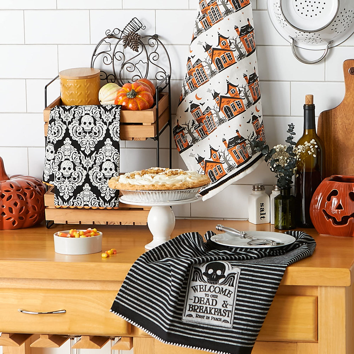DII Halloween Hand Towel Set, 18x28, Skull/Haunted House, 3 Count
