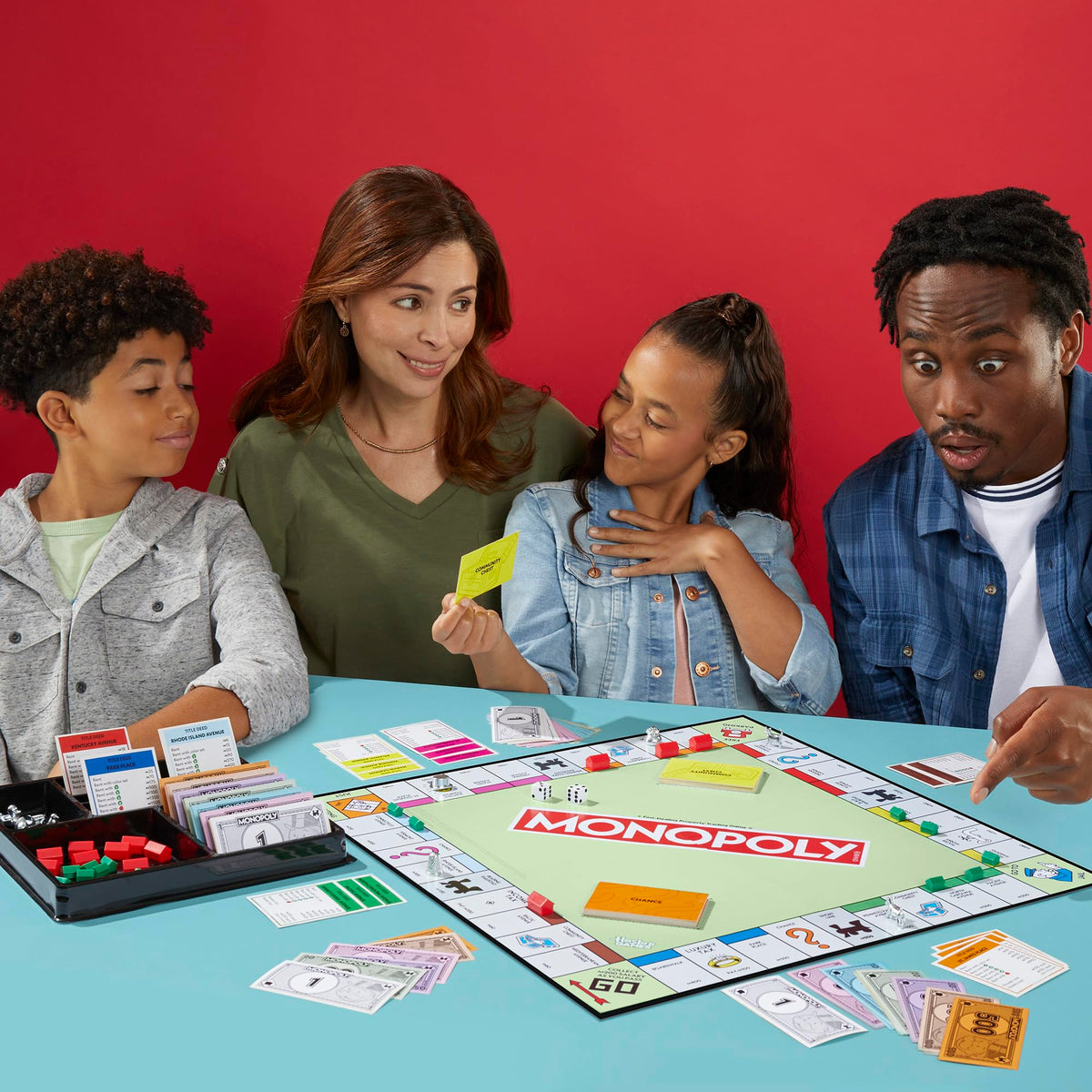 Monopoly Board Game, Classic, English & French, 2 to 6 Players
