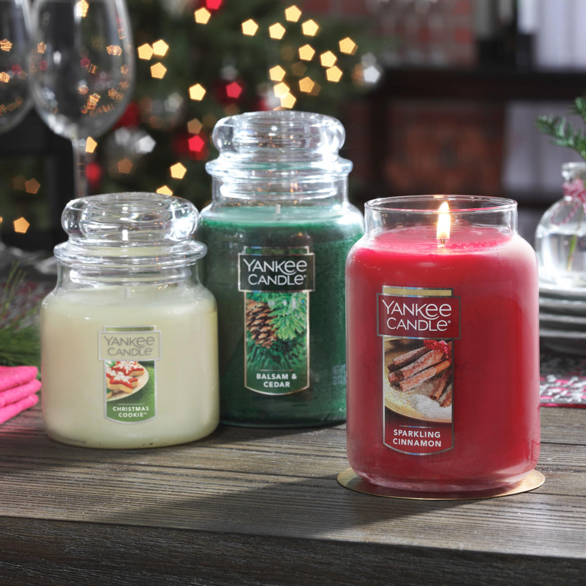 Yankee Candle Original Large Jar Candle, Sparkling Cinnamon, 22 oz