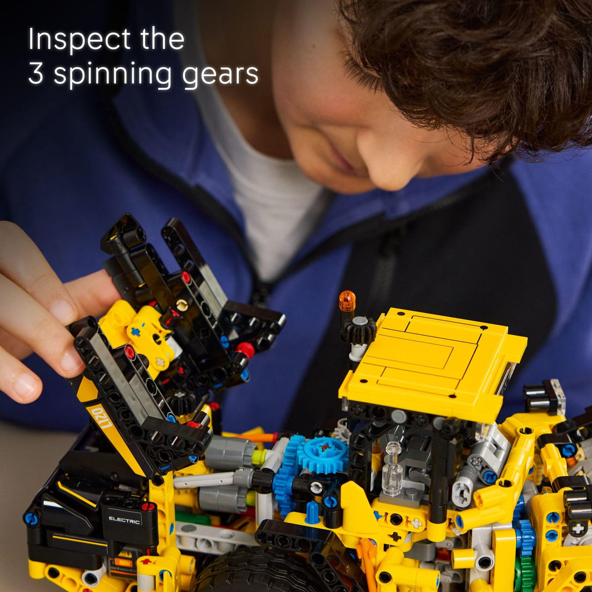 LEGO Technic Volvo L120 Electric Wheel Loader (42209)