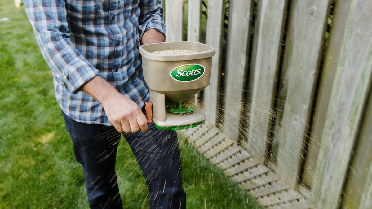 Scotts Whirl Hand Held Spreader
