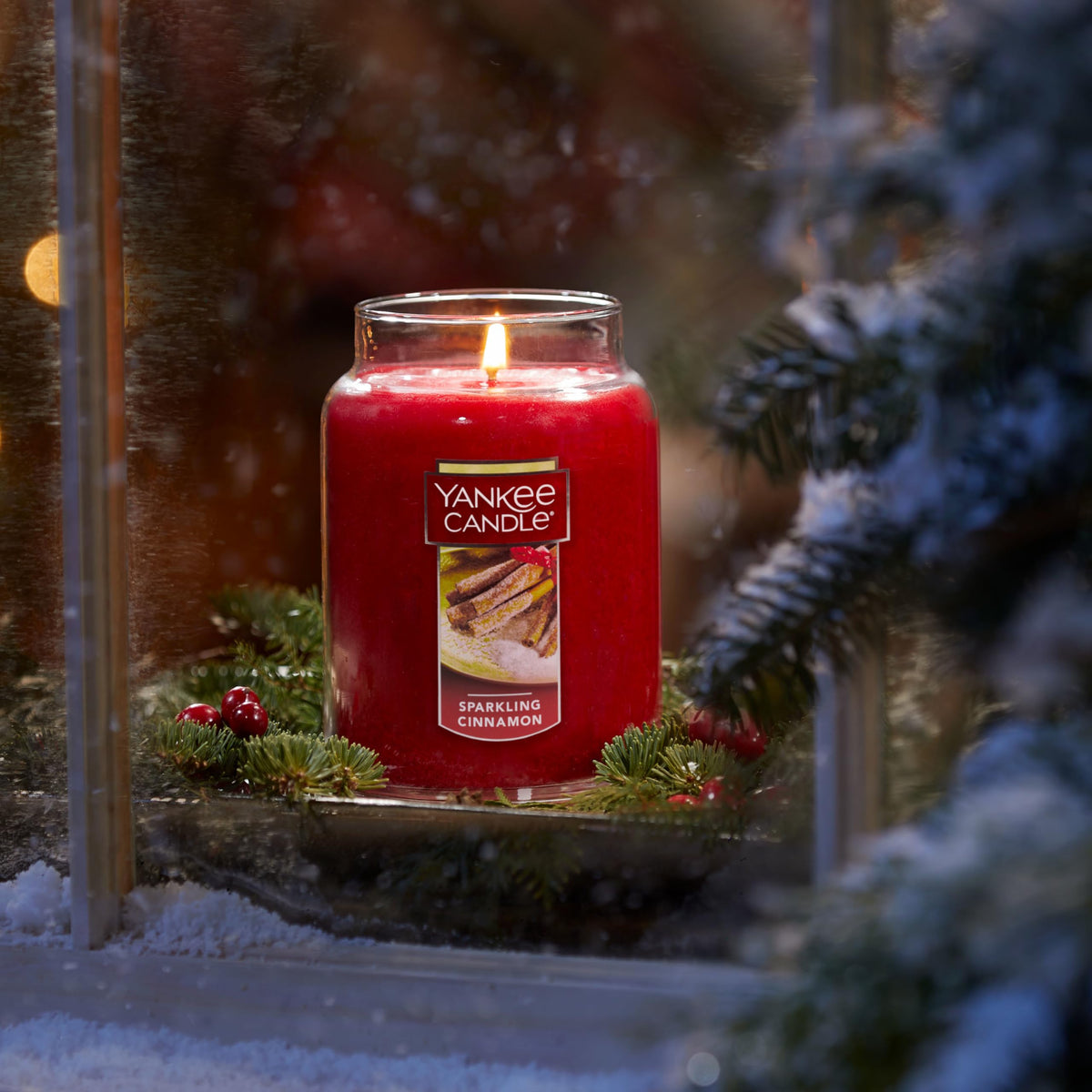 Yankee Candle Original Large Jar Candle, Sparkling Cinnamon, 22 oz