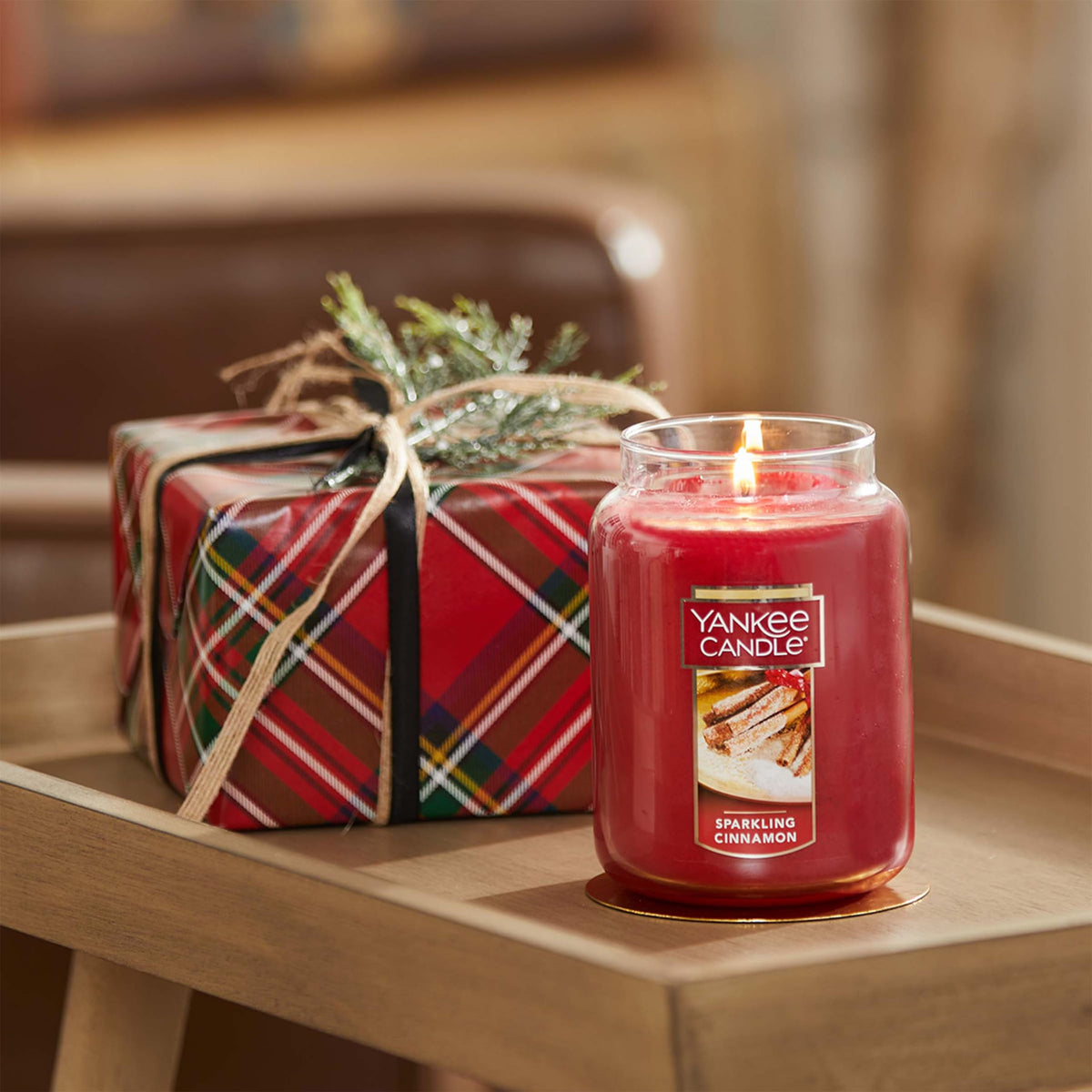 Yankee Candle Original Large Jar Candle, Sparkling Cinnamon, 22 oz