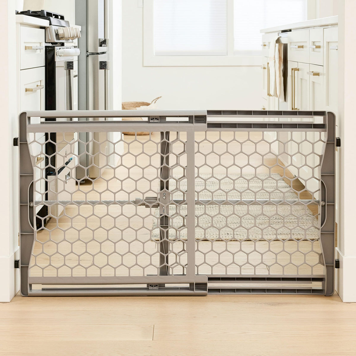 Regalo Easy Fit Extra Wide Adjustable Baby Gate, 23 Inches Tall
