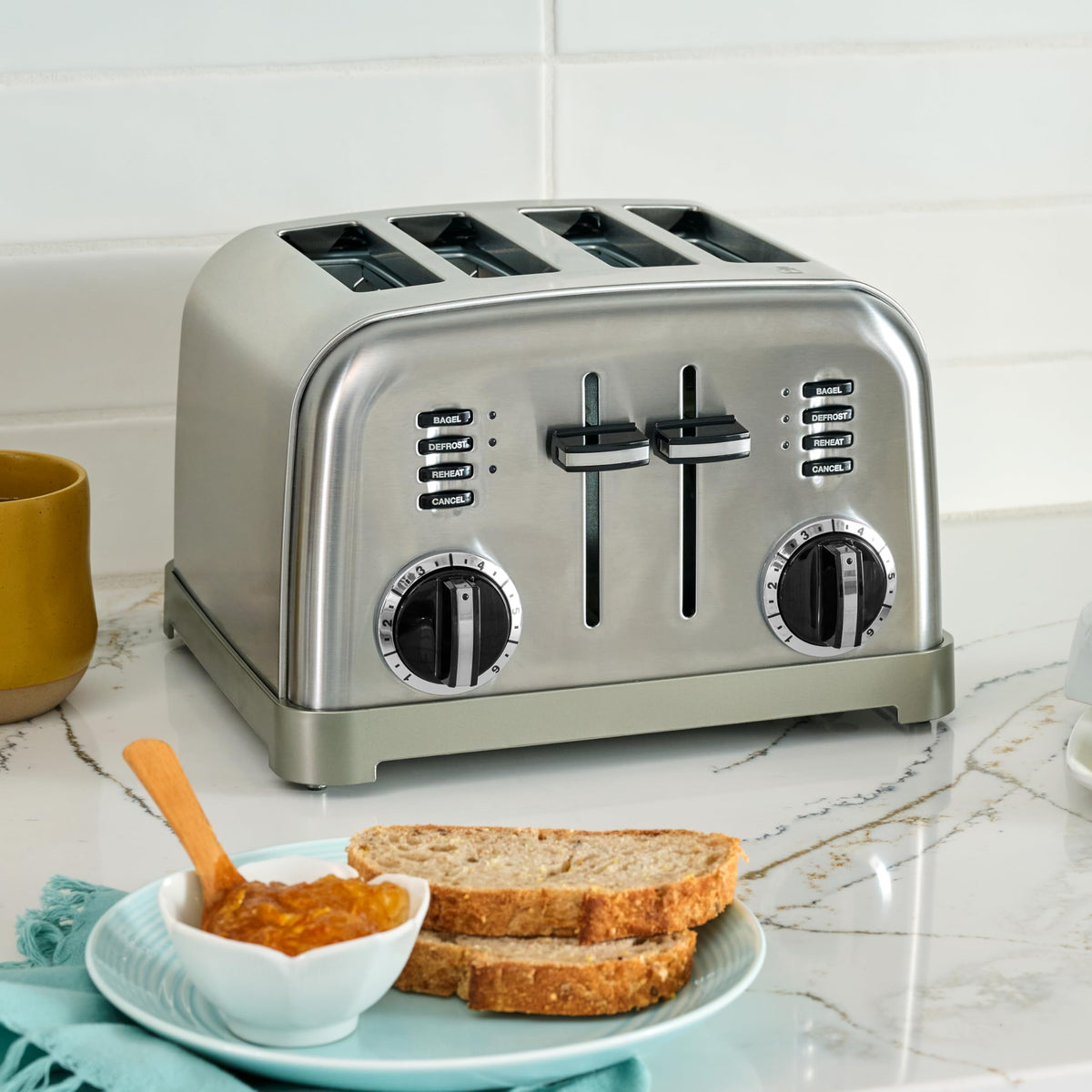 Cuisinart 4-Slice Toaster, 6 Browning Levels, Brushed Silver, CPT-180C
