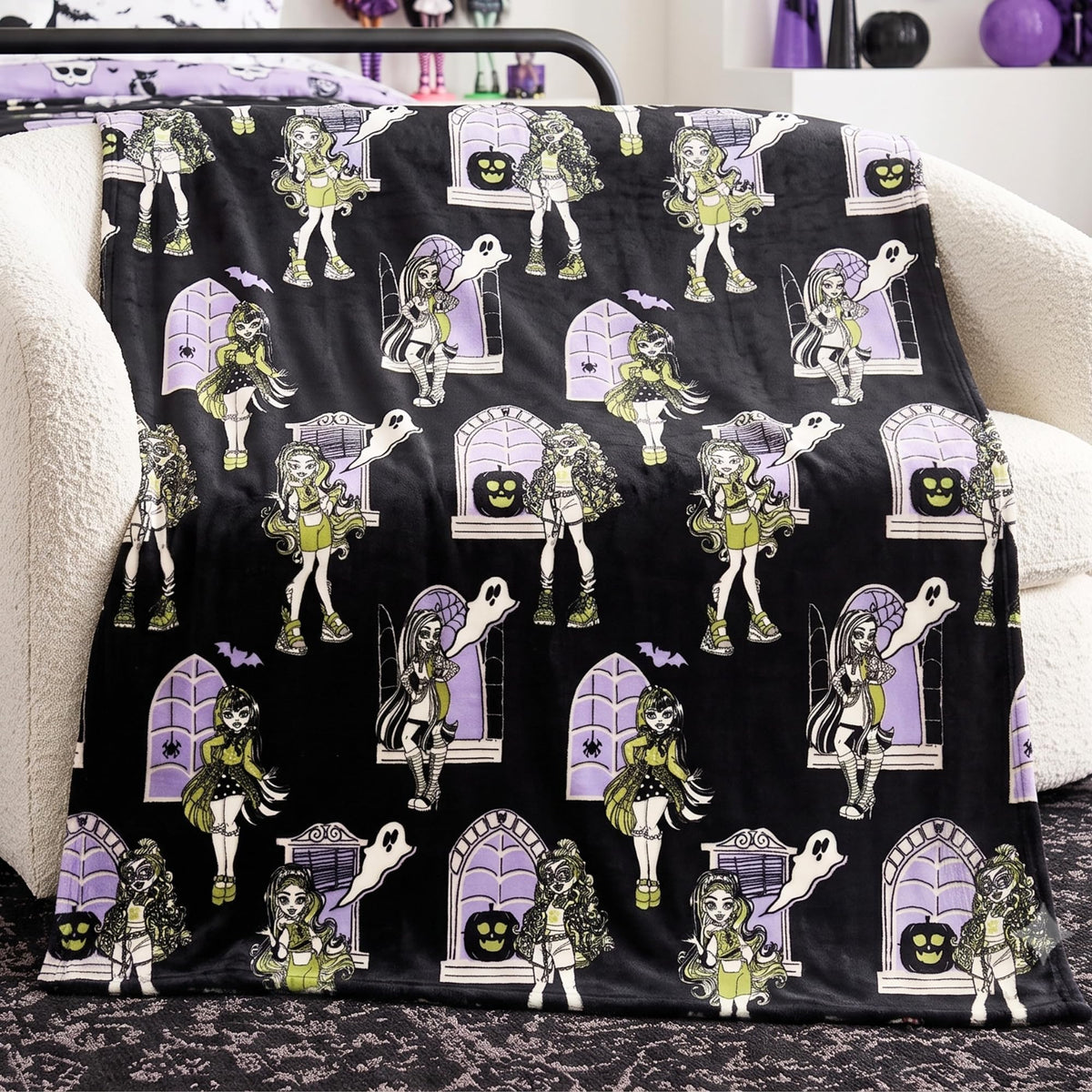 Franco Monster High Halloween Plush Throw Blanket, 50 x 70 Inch