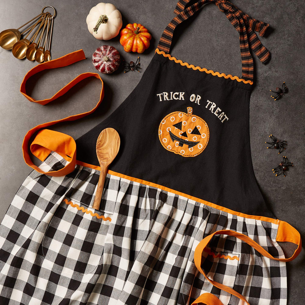 DII Jack O Lantern Trick or Treat Apron, One Size