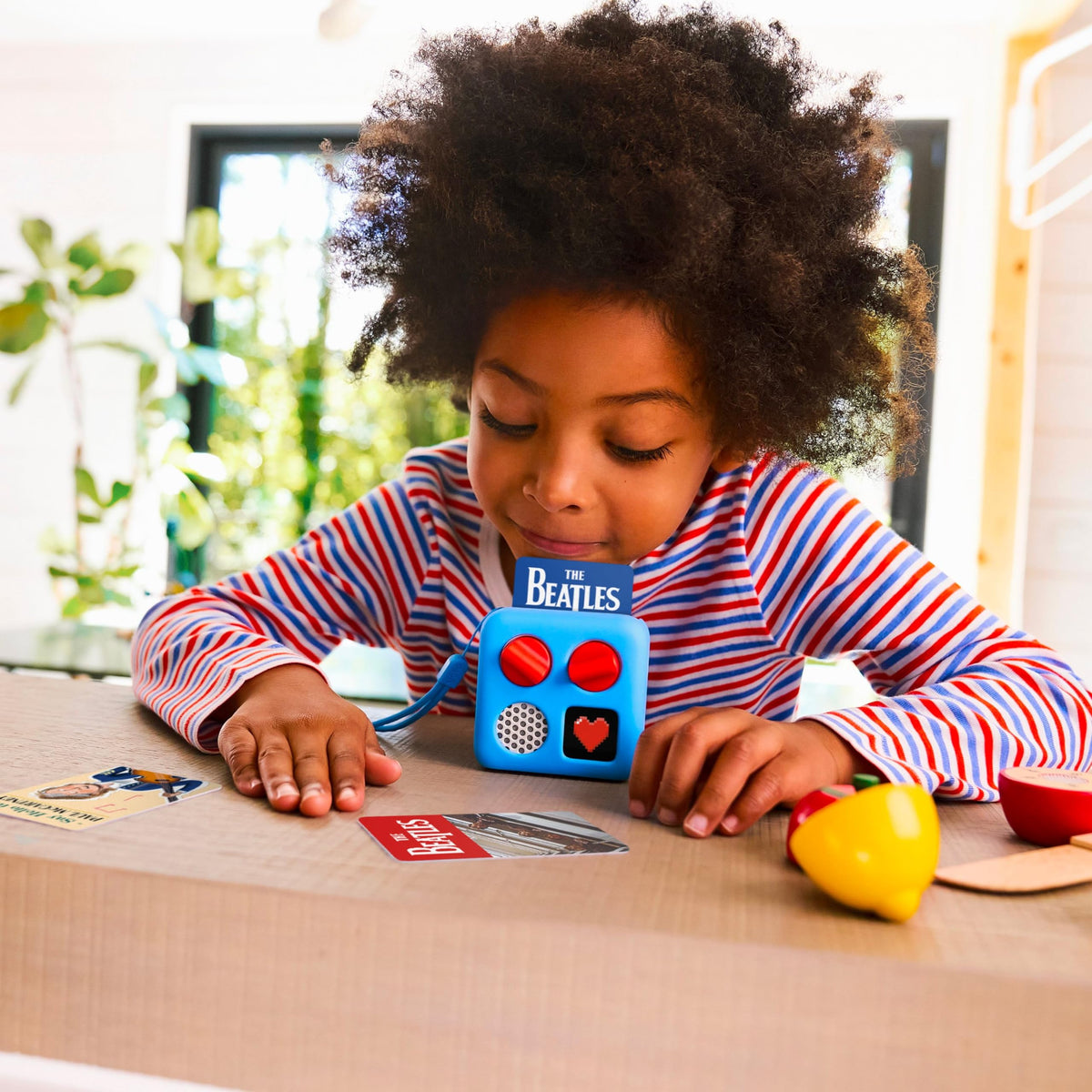 Yoto Mini (2024 Edition) Kids' Audio Player with Make Your Own Card