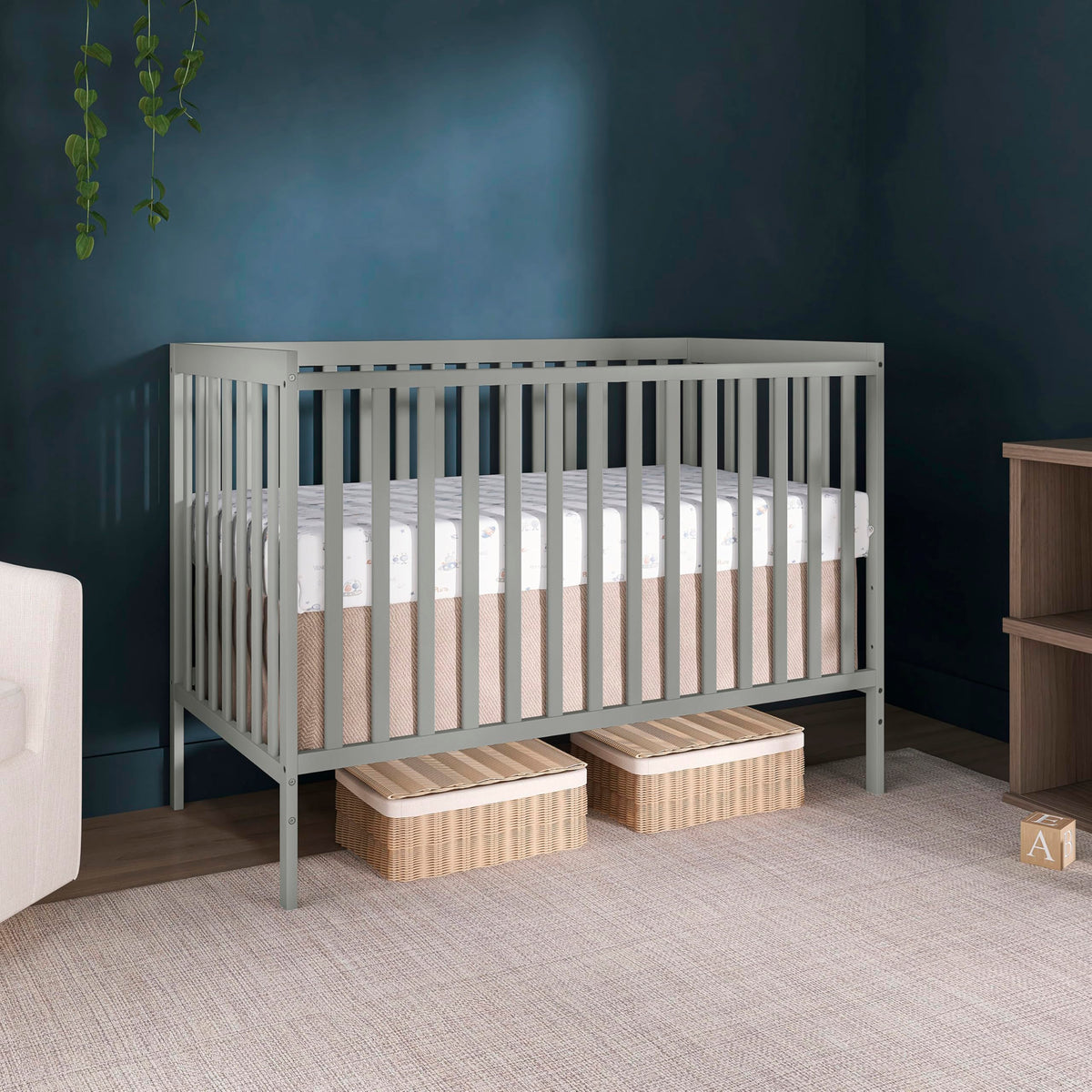 Dream On Me Synergy 5-in-1 Convertible Crib, Cool Grey