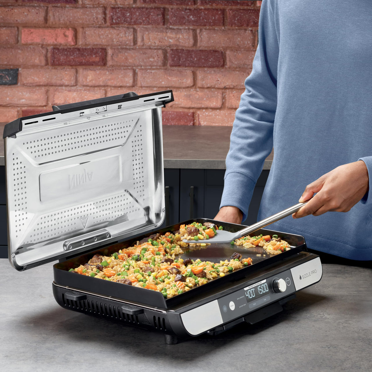 Ninja Sizzle Pro XL 20-Inch Indoor Griddle and Grill, GX101C, Silver