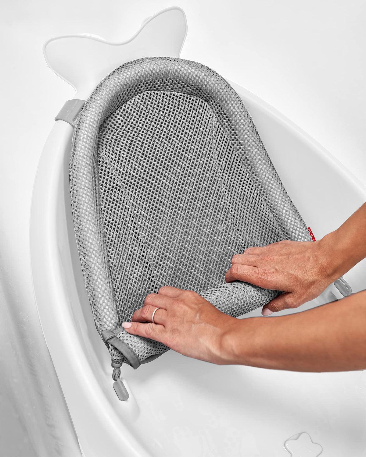Skip Hop Moby 3-Stage Smart Sling Infant Bath Tub, White