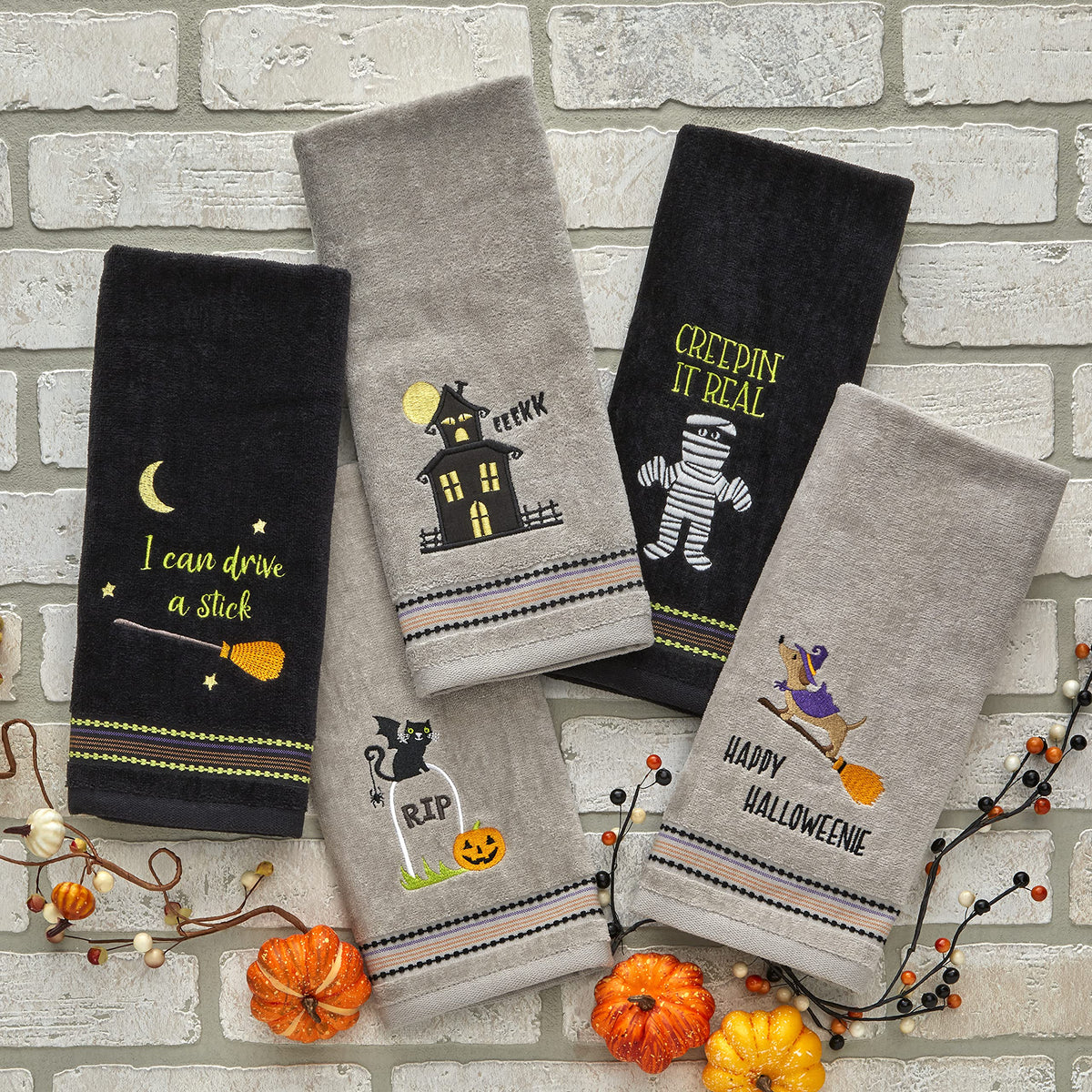 SKL Home Creepin' Real Glow-in-the-Dark Hand Towel Set, 2 Count