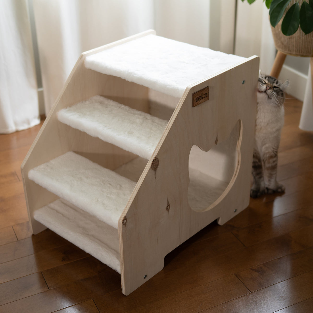 Noba Stairs Hideout for Cats and Small Dogs