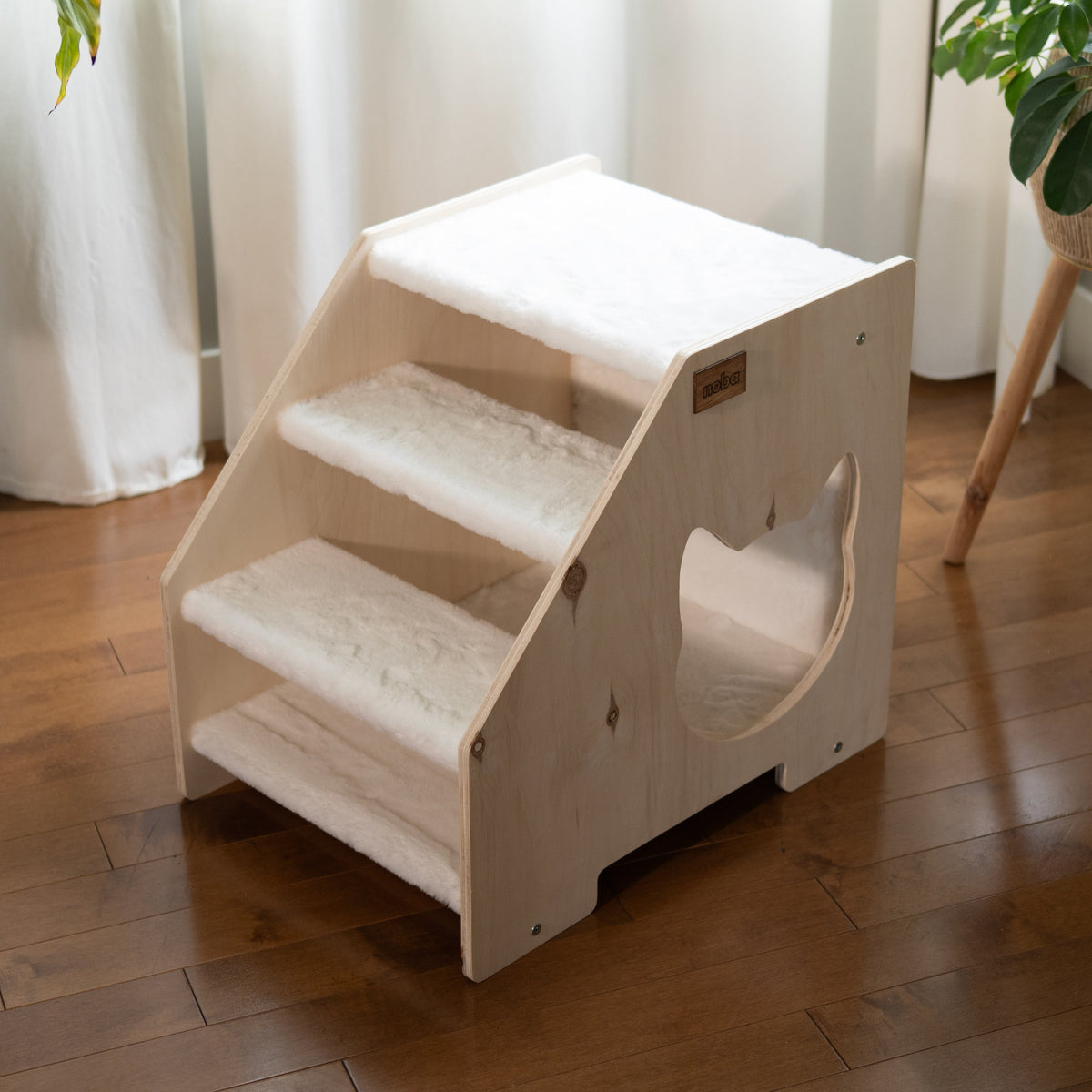 Noba Stairs Hideout for Cats and Small Dogs