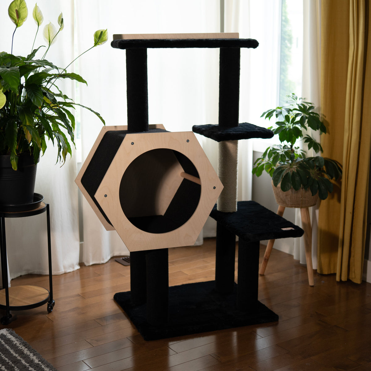 Noba Hexagon House 4-Level Cat Tree