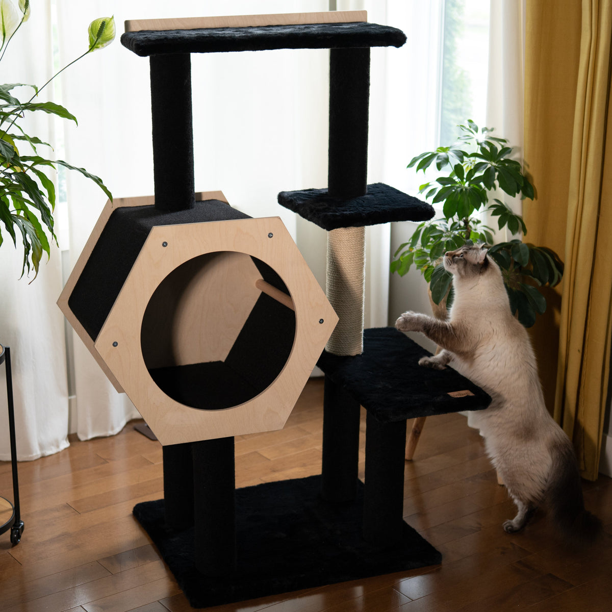 Noba Hexagon House 4-Level Cat Tree