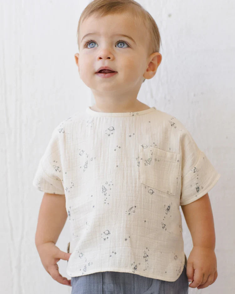 Quincy Mae Woven Boxy Top, Space
