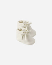 Quincy Mae Baby Booties, Natural