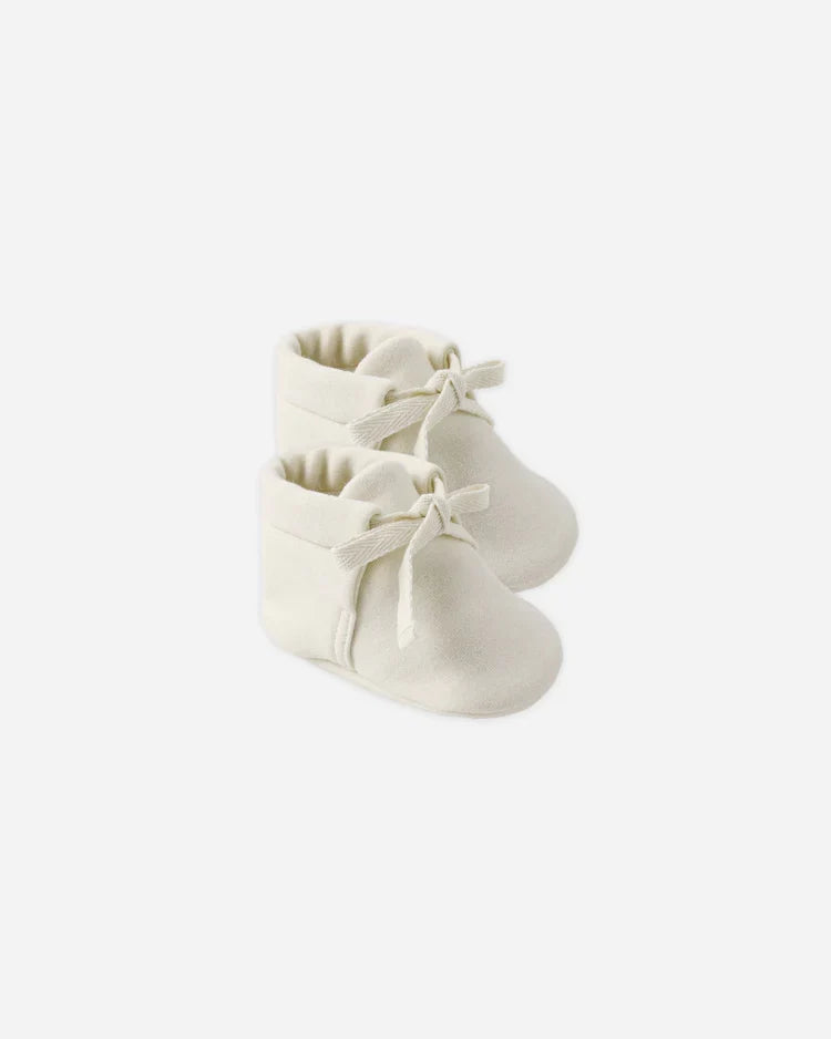 Quincy Mae Baby Booties, Natural