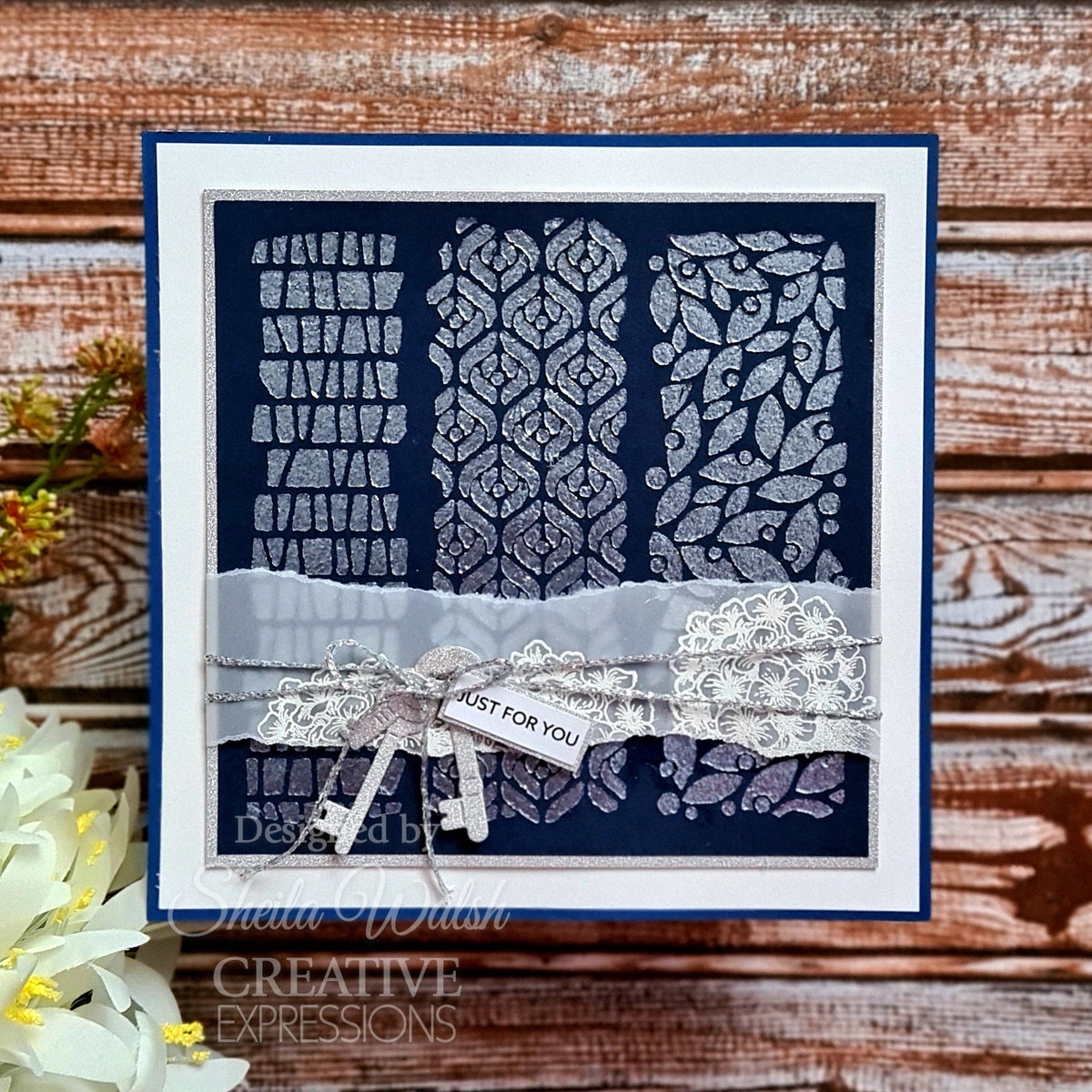Woodware Mezzo 6 in x 6 in Stencil